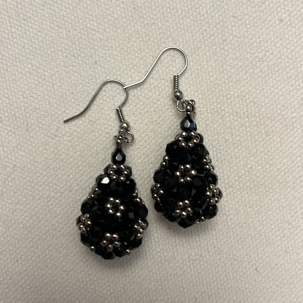 Crafty bead collection.never worn beautiful black and silver bead drop earrings.